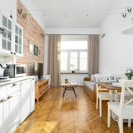 Atmospheric Close To The Vistula Boulevards By Renters شقة