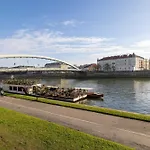 Lejlighed Atmospheric Close To The Vistula Boulevards By Renters *