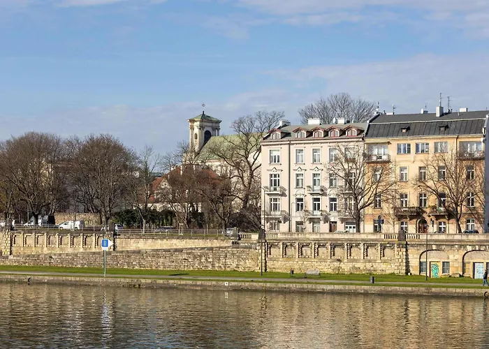 Atmospheric Close To The Vistula Boulevards By Renters *