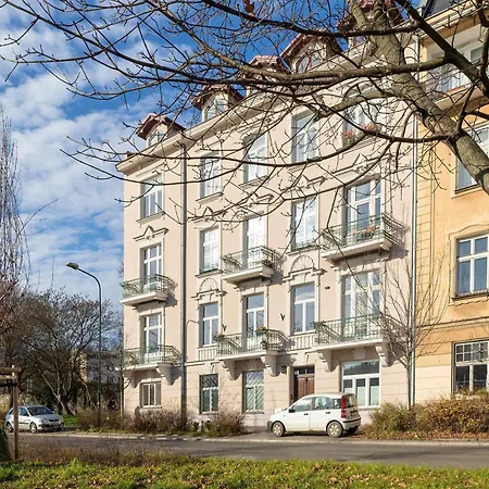 Apartment Atmospheric Close To The Vistula Boulevards By Renters *